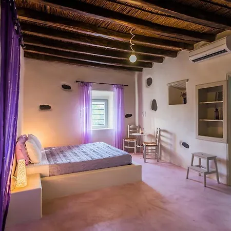 Aloni Cave House ヴィラ Pachaina