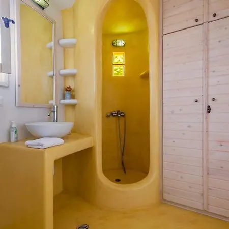 Villa Aloni Cave House *