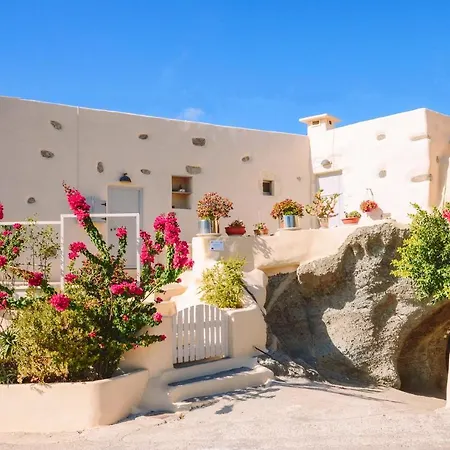 Aloni Cave House Villa *